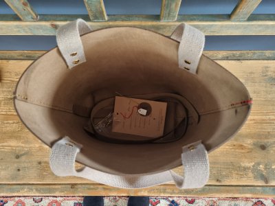 galerie/001 Taschen/001 Alia/resized/T0176 (2022-07-07) 4_small.jpg